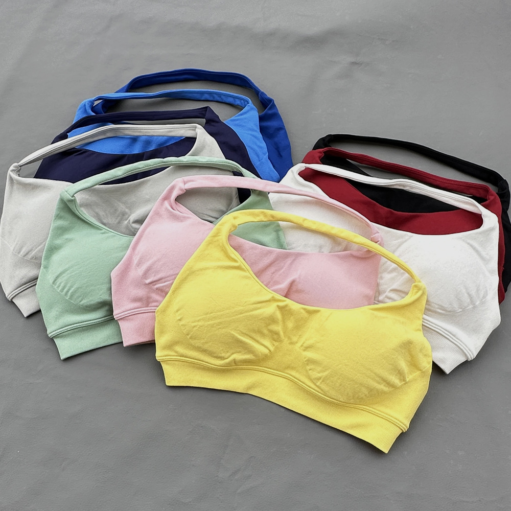 เสื้อชั้นในกีฬาผู้หญิงแบบไร้ตะ - Plunge Bra Push Up บทวิจารณ์และราคา