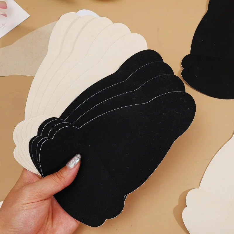 แผ่นยกกระชับหน้าอกแบบไม่ทอ 5 ค - Strapless Bra Adhesive บทวิจารณ์และราคา
