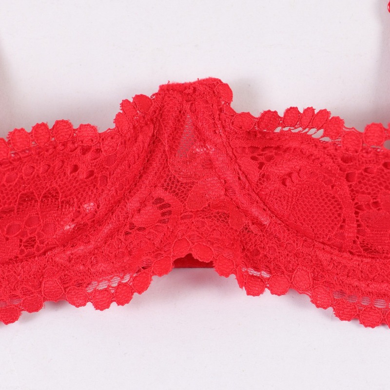 ชุดชั้นในเซ็กซี่ลูกไม้เว้าแหวก - Lace Bralette Set บทวิจารณ์และราคา