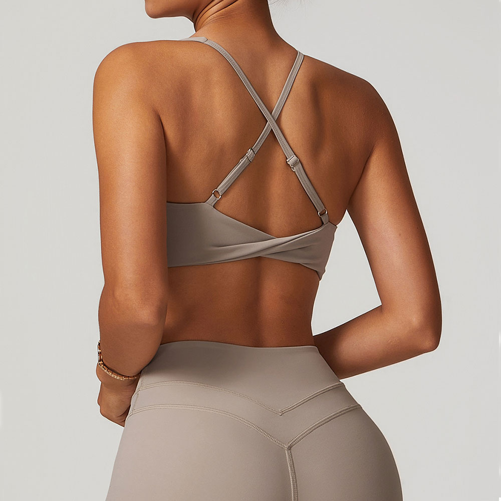 Juren สปอร์ตบราสปอร์ตบราแบบมีส - Plunge Bra Push Up บทวิจารณ์และราคา